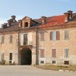 la facciata della Cascina Mandria